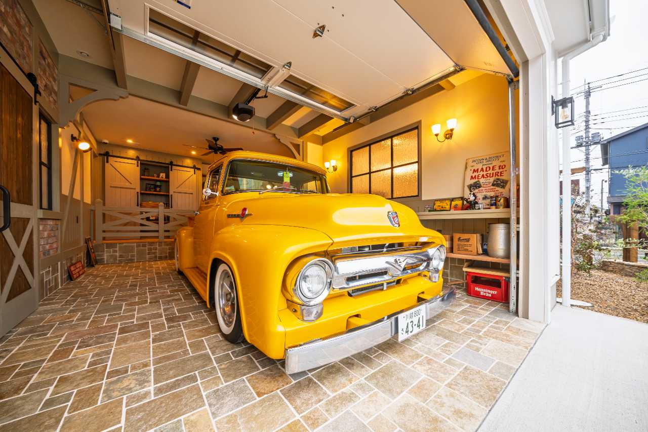 【内観】FARM HOUSE　ガレージ