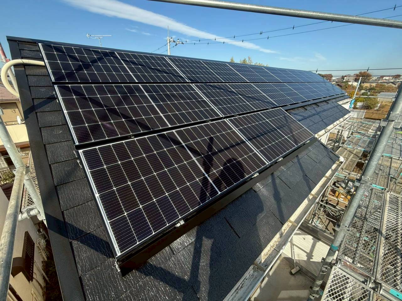 太陽光パネルを設置しました