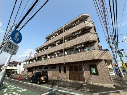 外壁のタイルの補修工事を行いました