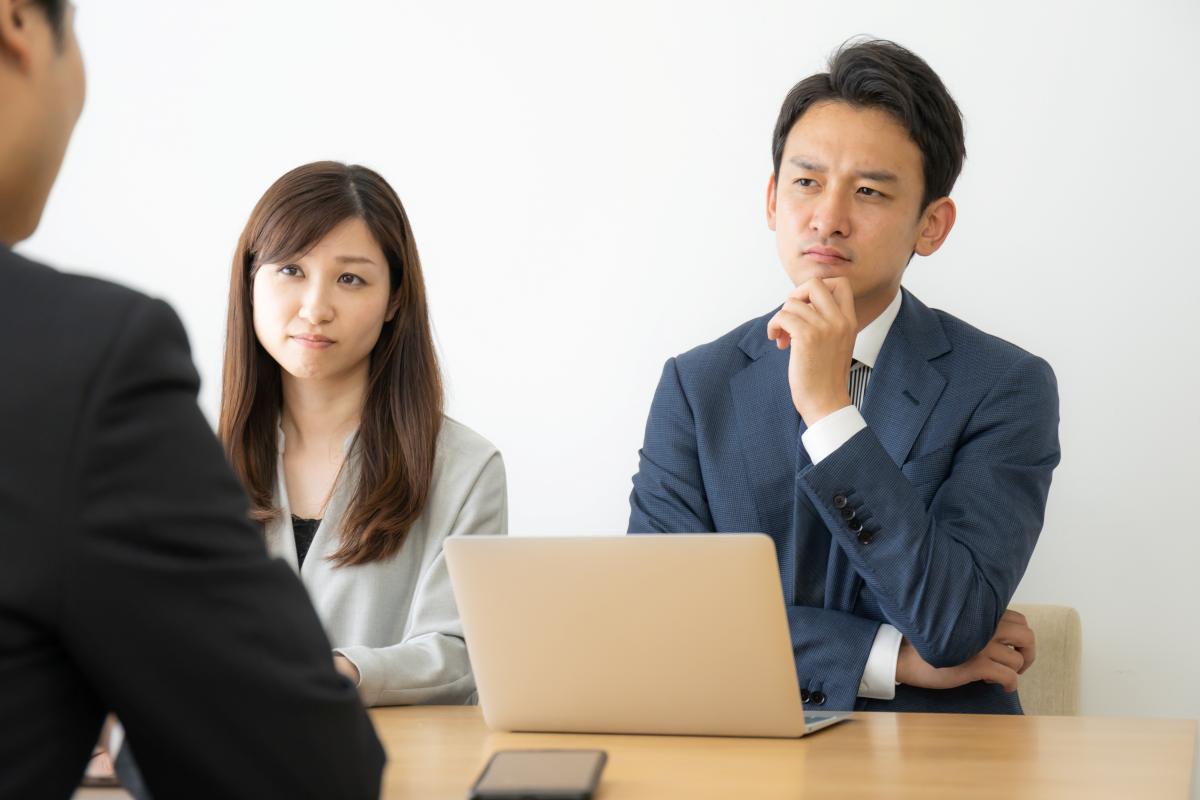 面接で難しいサイン