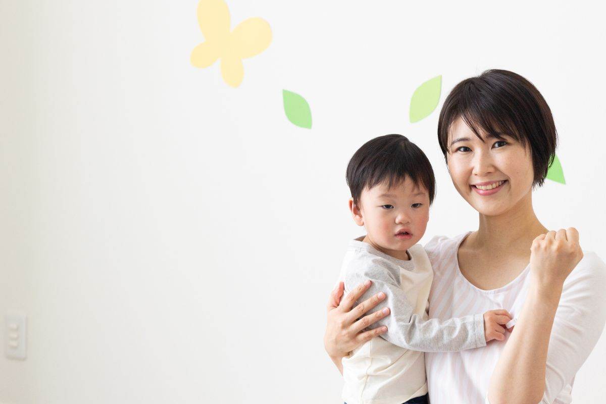 保育士と子ども