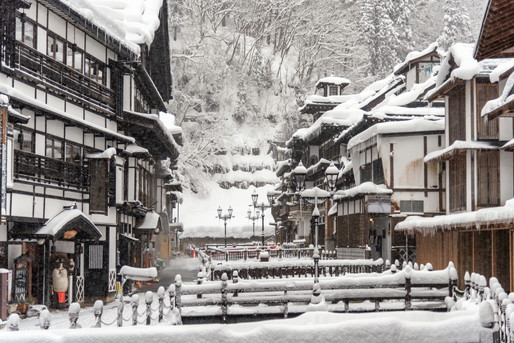 冬の銀山温泉
