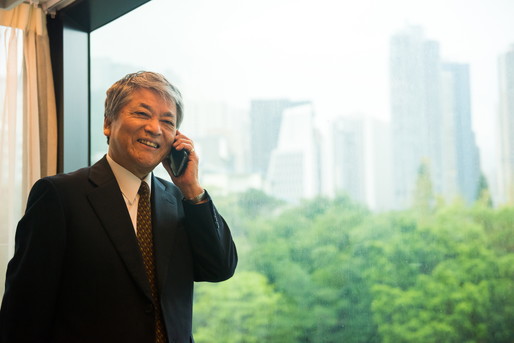 支配人男性