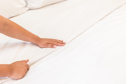 ベッドメイク2