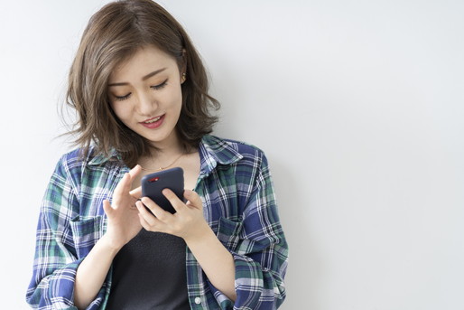 職探しする女性