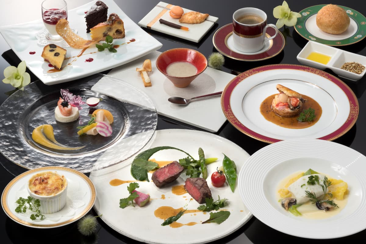 ホテルのコース料理