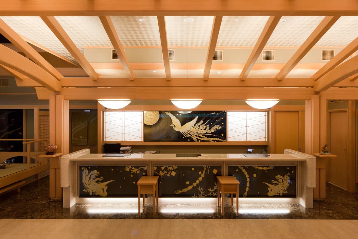 日勝生加賀屋のフロント