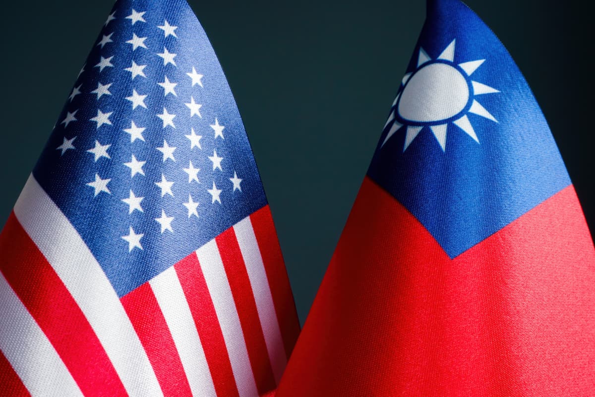 台湾とアメリカの国旗