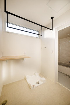 脱衣兼洗濯室は家事効率に配慮して計画