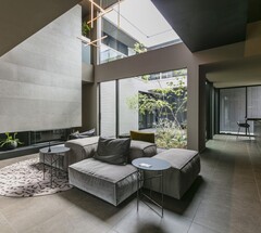 【レグヌムコート岡崎展示場】住宅街の中でも、光や風、緑を感じられる邸宅。積水ハウスの最高級モデル「REGNUM COURT（レグヌムコート）」