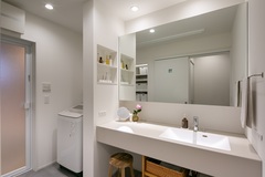 3帖の洗面脱衣スペース。
ランドリースペースとしても活用できる。