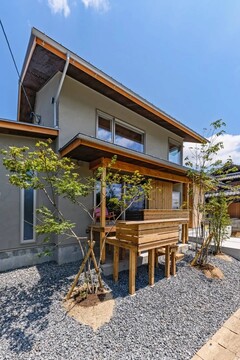 居場所がたくさん!コンパクトな平屋暮らしのできる２階建て