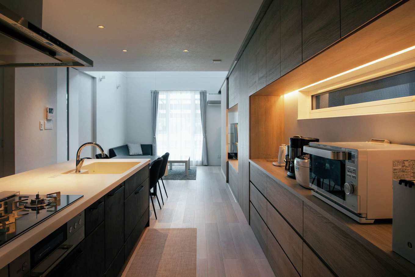 トーリンホーム【デザイン住宅、省エネ、建築家】随所に最高の機能性を持たせながら生活感を感じさせないキッチン