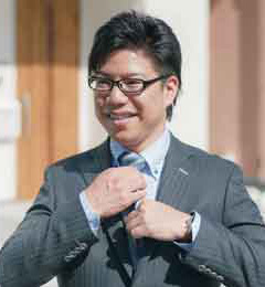 スタッフ正親（おおぎみ）栄司