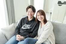 二人ともハワイの海や雰囲気が大好き。新婚旅行も兼ねてハワイで結婚式を挙げたそう。ご主人の友人が建てた新居に遊びに行ったのが、家づくりのきっかけに。