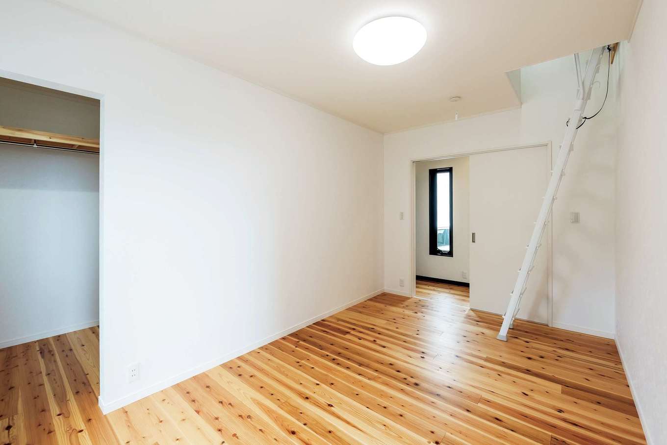 ハウテックス【1000万円台、自然素材、平屋】