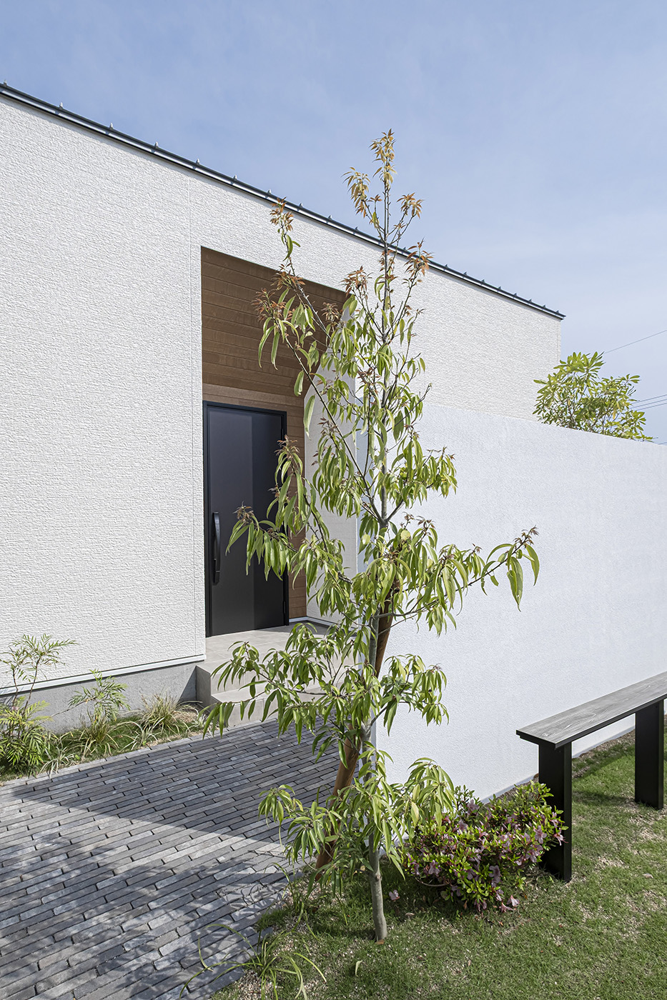 PG HOUSE（ピージーハウス）【浜松市中央区曳馬6-19-5・モデルハウス】外構や植栽も建物と一緒にオリジナル提案