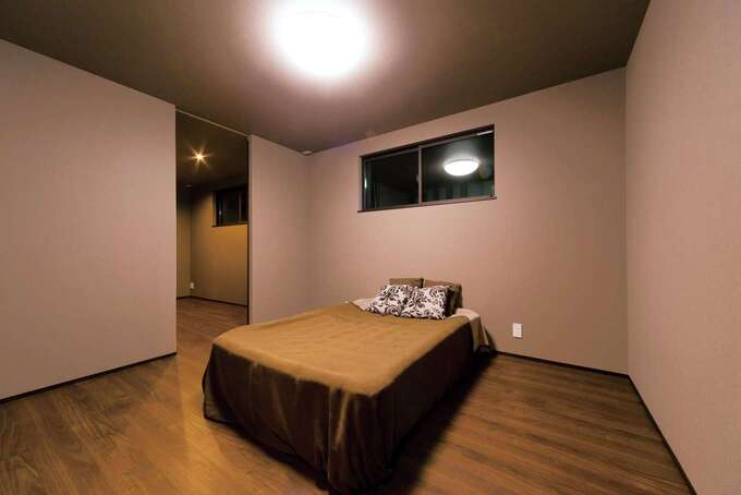 寝室にはウォークインと4畳もの書斎を用意