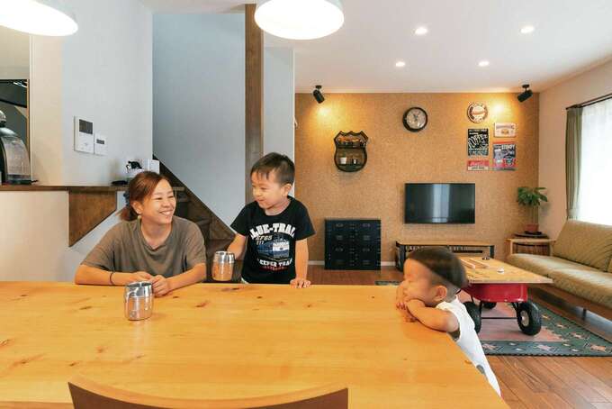 24時間熱交換換気システムがきれいな空気を取り込みつつ、全室の温度を一定に保つ