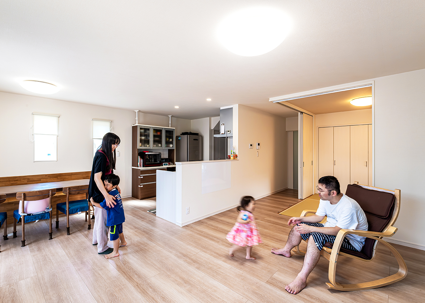 かにざわ工務店【デザイン住宅、輸入住宅、間取り】LDKは、子どもたちが元気いっぱい走りまわることができる広さを確保