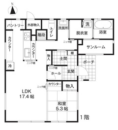 遊び心と機能性を兼ね備えたスタイリッシュな家