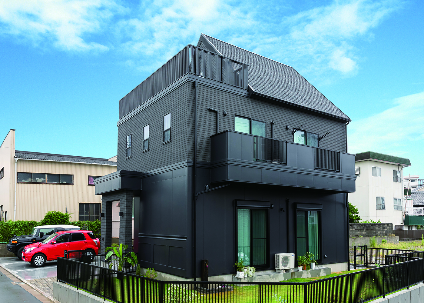 丸昇彦坂建設【1000万円台、デザイン住宅、子育て】愛犬が走り回ることが出来るように、ドックラン完備の邸宅