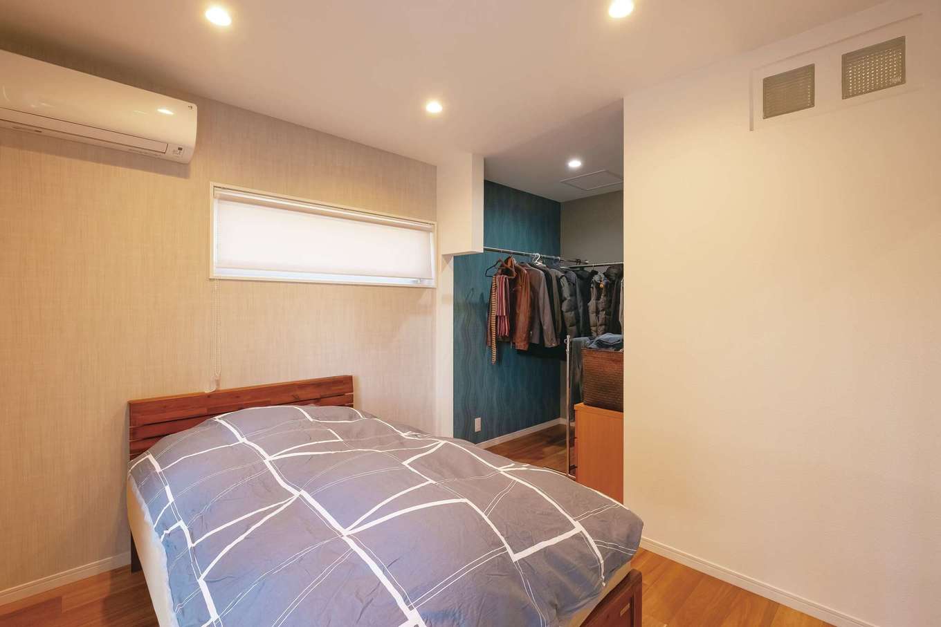 ぽっくハウス【リプルス】【1000万円台、狭小住宅、平屋】湿気対策として、あえてウォークインの扉を省いた