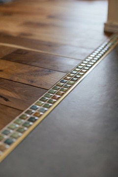 ワンポイントのおしゃれ♡見切り材を真鍮＆タイルに