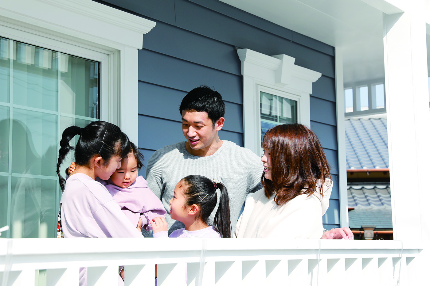 ジェネラルアメリカンホーム【デザイン住宅、輸入住宅、趣味】T邸のデザインはクラシックなアーリーアメリカン洋式。屋根で覆われたカバードポーチも特長のひとつ