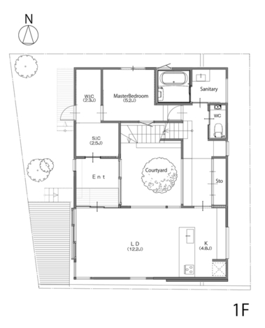 建築設計事務所 KADeL 中庭を囲み開放感とプライバシーを両立　外に閉じて内に開く「囲む家」 １階