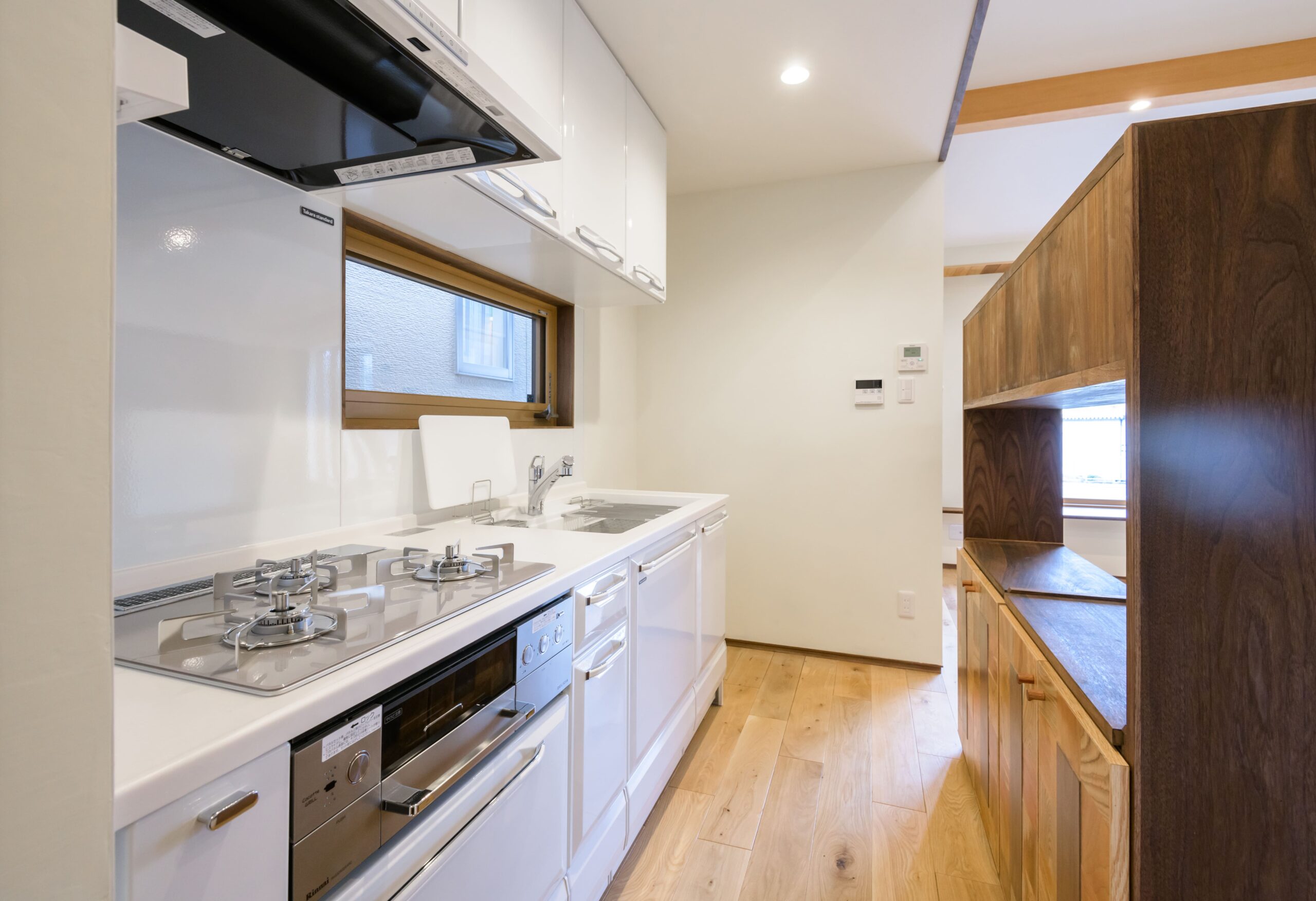 使い勝手の良いキッチン＆パントリー