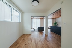 将来的には独立した洋室になるもLDKコーナー。使い勝手に合わせて変化していく、快適な設計です。