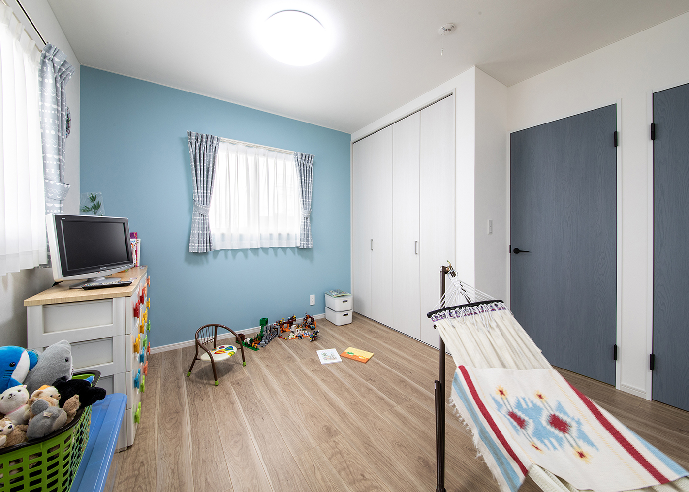 ナイスホーム【デザイン住宅、間取り、インテリア】子ども部屋は将来仕切れば2部屋に分けれるようにした