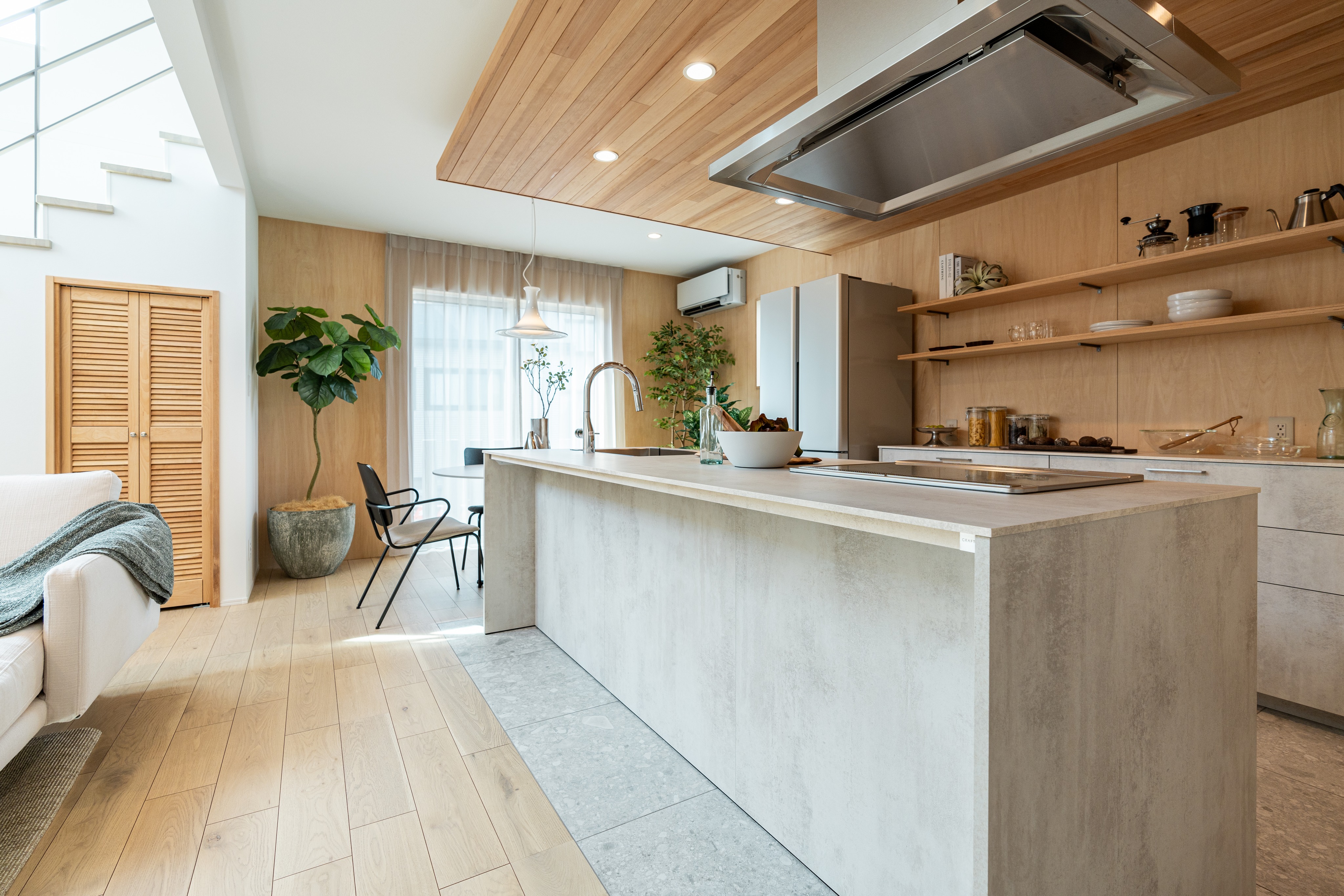 建て替えかリノベーションか？