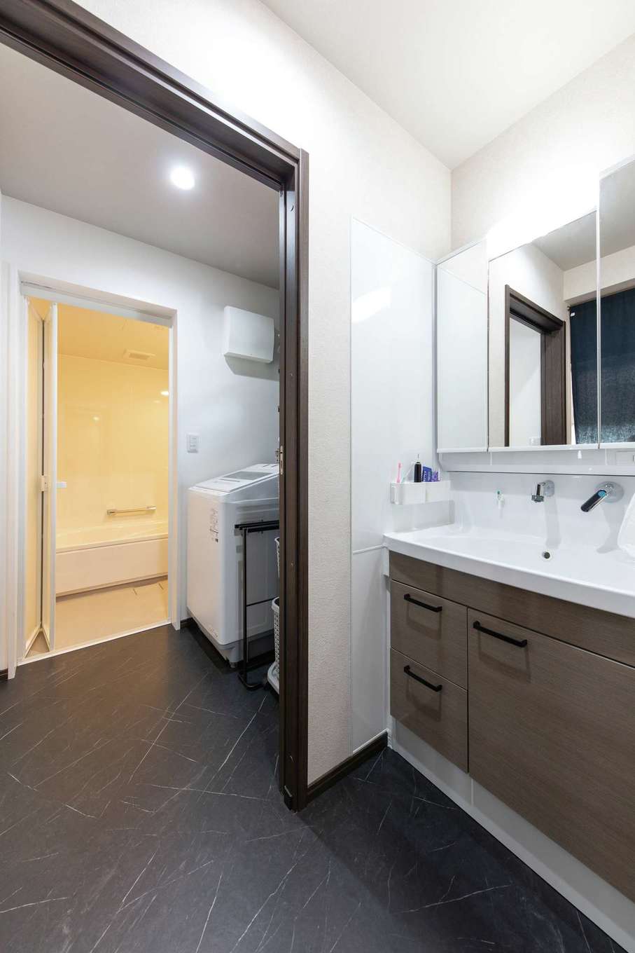 平屋専門店 カナウハウス【1000万円台、子育て、平屋】浴室からトイレまでコンパクトに配置。家事効率を高める