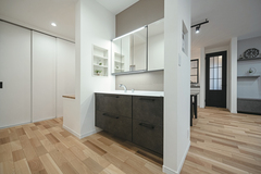 リビング内に設けた手洗いコーナーで、しっかりと感染対策を