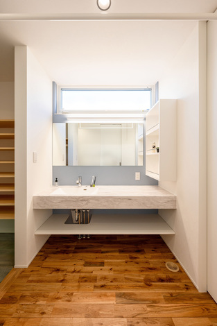 広々としていて使いやすい。脱衣室とも分離