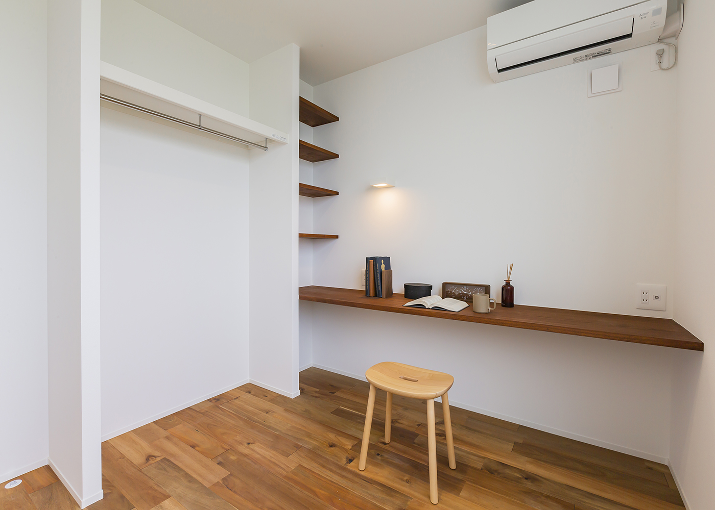 ARRCH アーチ【趣味、建築家、ガレージ】1階に設けた子ども部屋