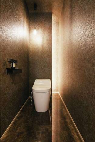 照明にこだわったトイレ