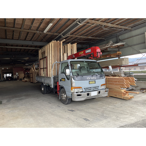 リンゾー【届いた資材を自社で加工・組立て。建築現場に資材を持ち込み着工】