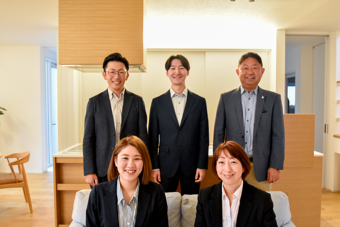 カクニシビルダー