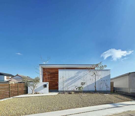 建築家監修・延床25坪の平屋で 「土間のある暮らし」を体感
