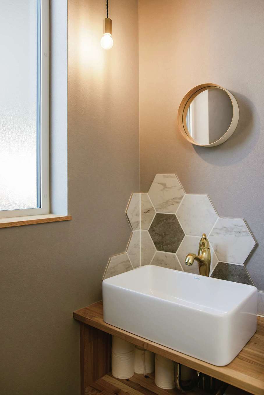 ainoa.life くらはし建築【子育て、収納力、間取り】トイレの手洗いもオシャレ