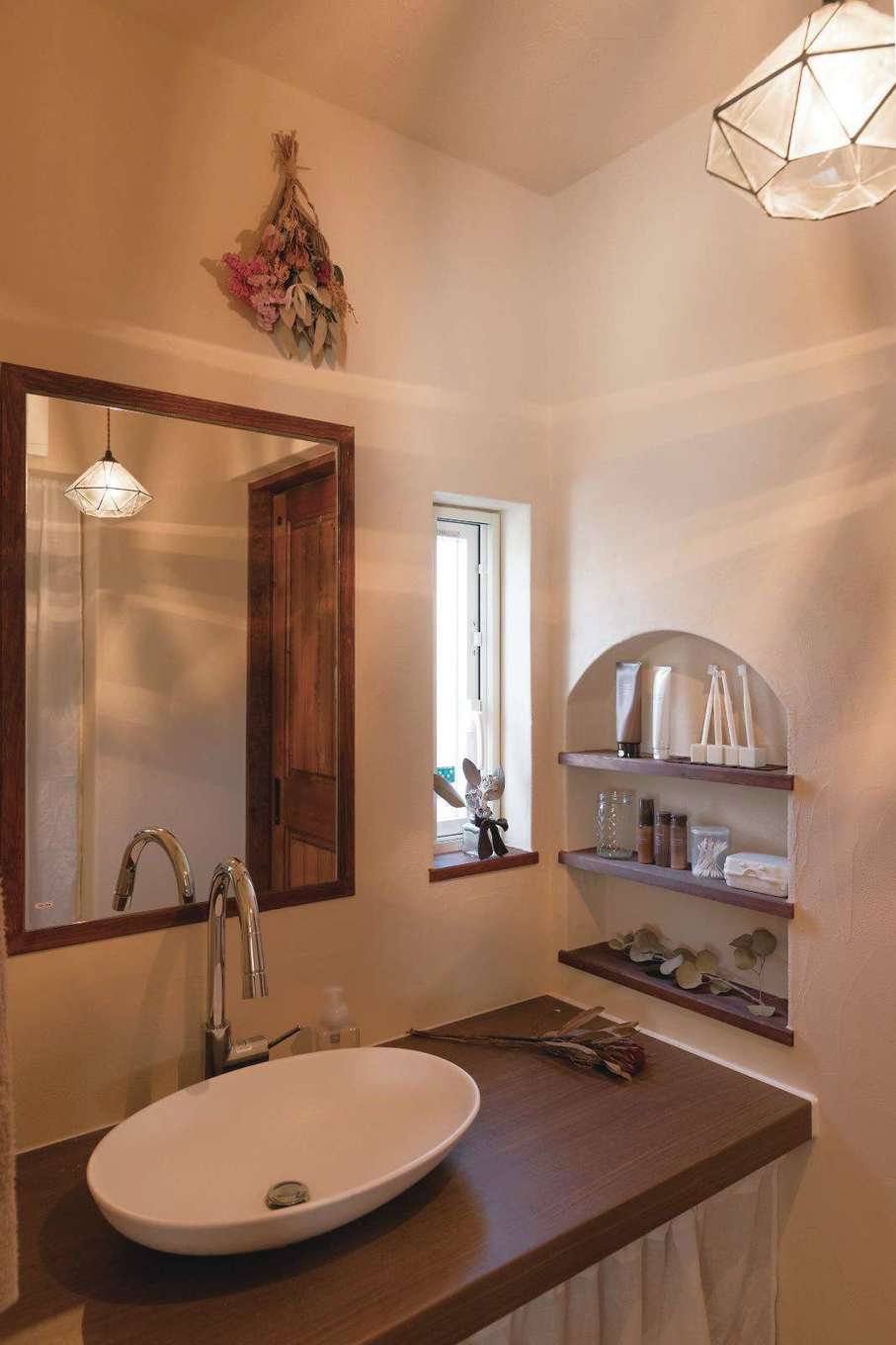 アイジースタイルハウス【デザイン住宅、子育て、自然素材】細部まで奥さまのこだわりが凝縮された洗面室