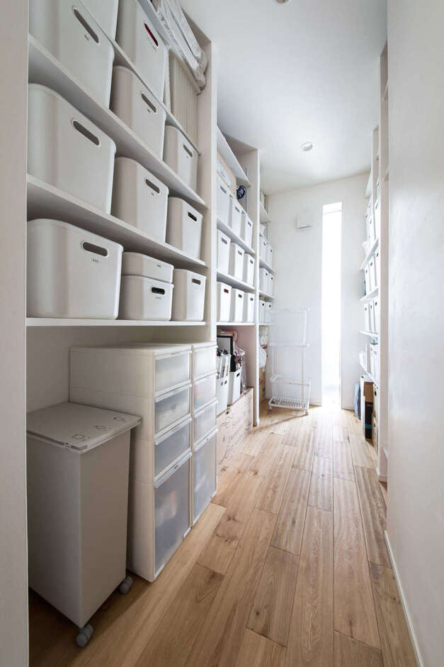 大好きな無印良品アイテムで揃えたサニタリーの収納。わかりやすさと取り出しやすさが、子どもたちの自主性を促す