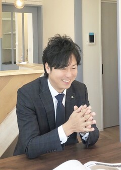 スタッフ写真