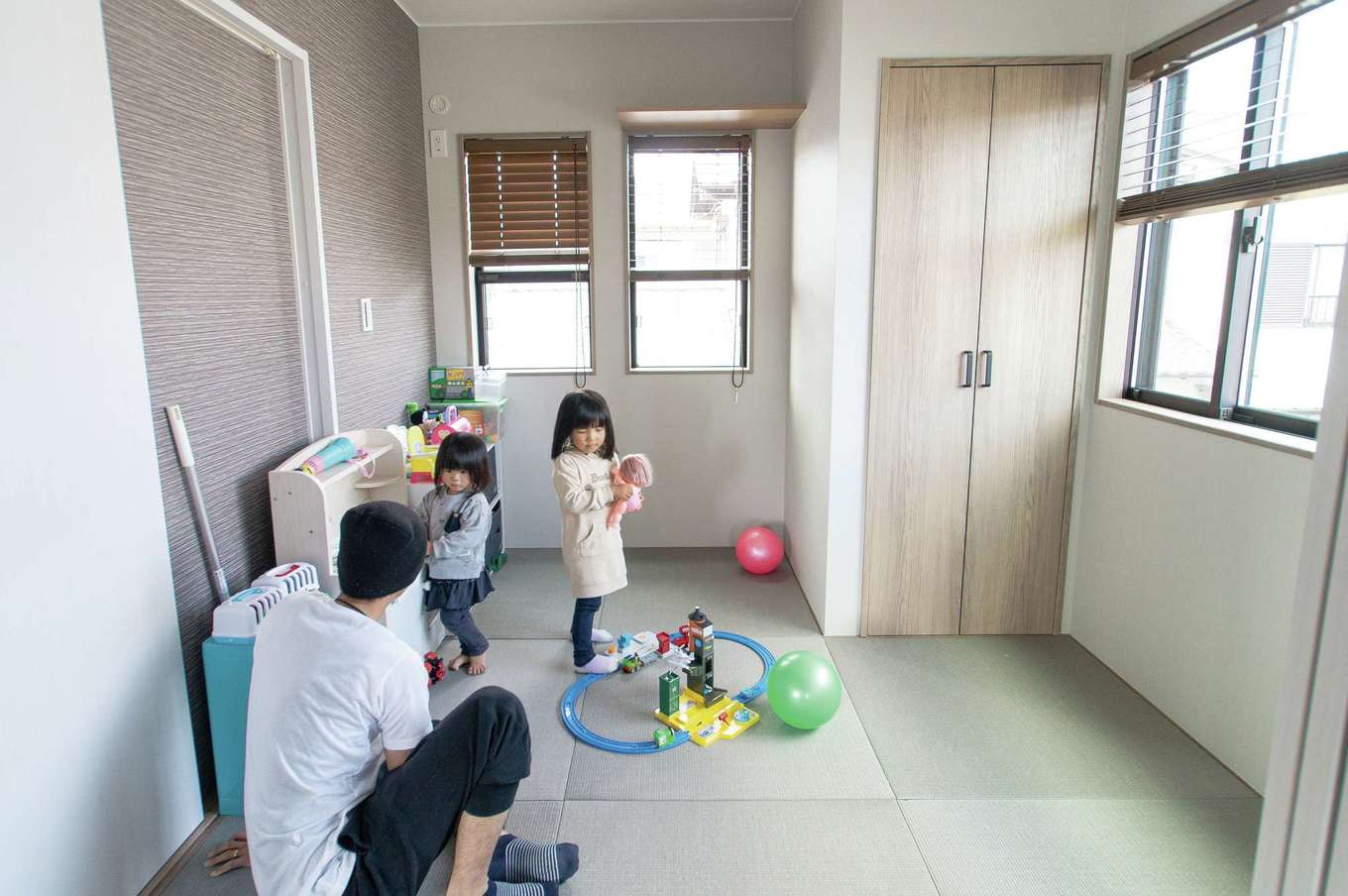 さくらホーム【子育て、収納力、間取り】リビング横の和室は子どもの遊びスペース