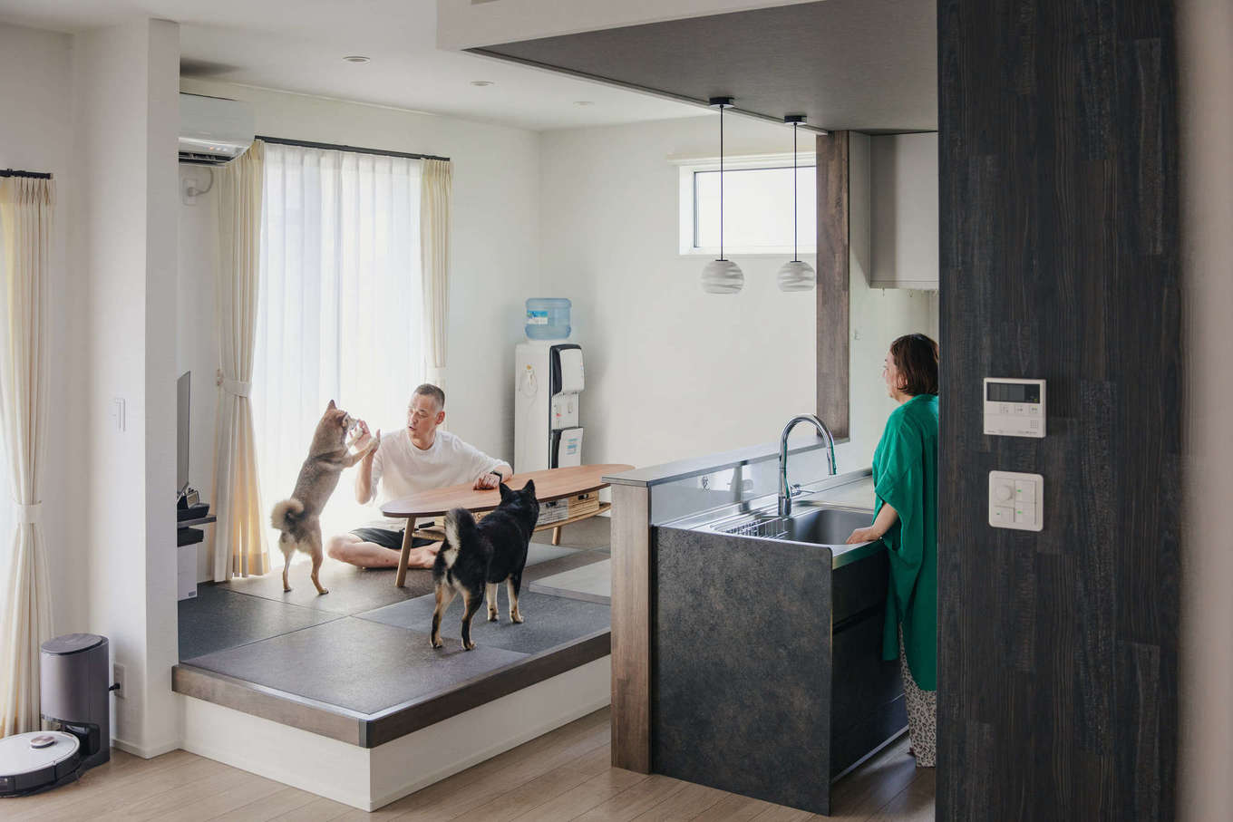 エフエフ住宅【ペット、平屋、スキップフロア】愛犬たちも小上がりの畳コーナーが大のお気に入り