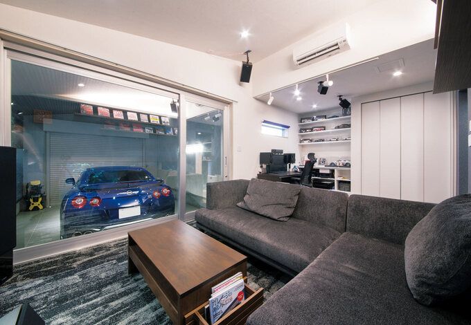 大人のこだわりを詰め込んだ　愛車を愉しむガレージライフ