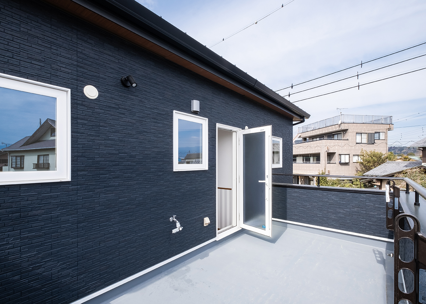 イデキョウホーム【デザイン住宅、省エネ、間取り】ベランダ